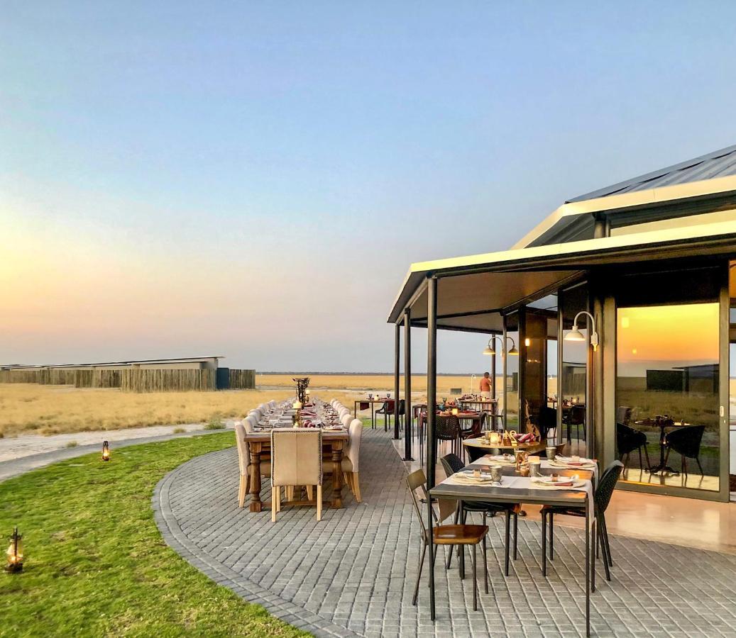 Etosha King Nehale Villa Omuthiya Exterior photo