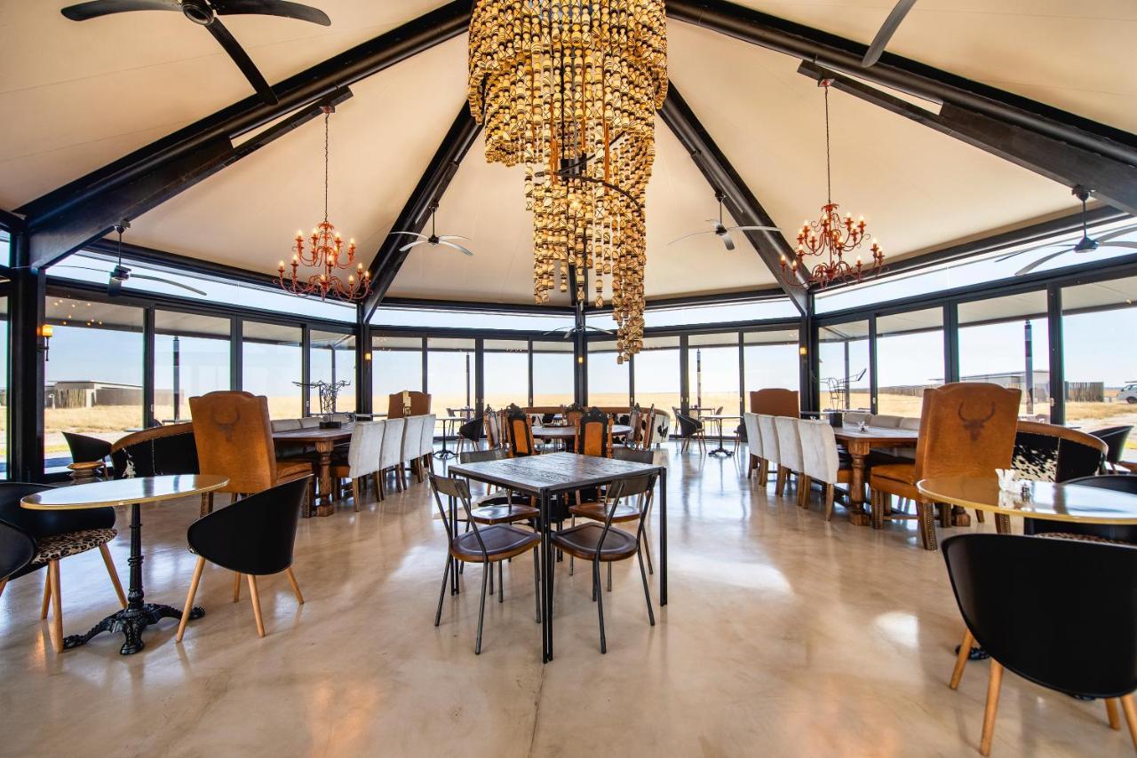 Etosha King Nehale Villa Omuthiya Exterior photo